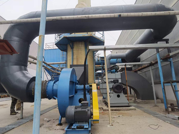 ���̰���